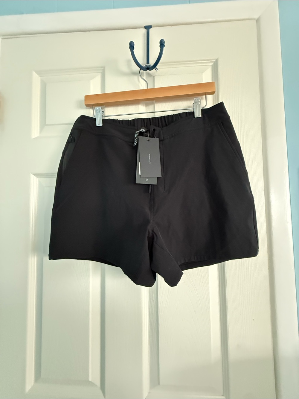 TEN THOUSAND 5” Foundation Shorts Unlined  Black NWT Large L